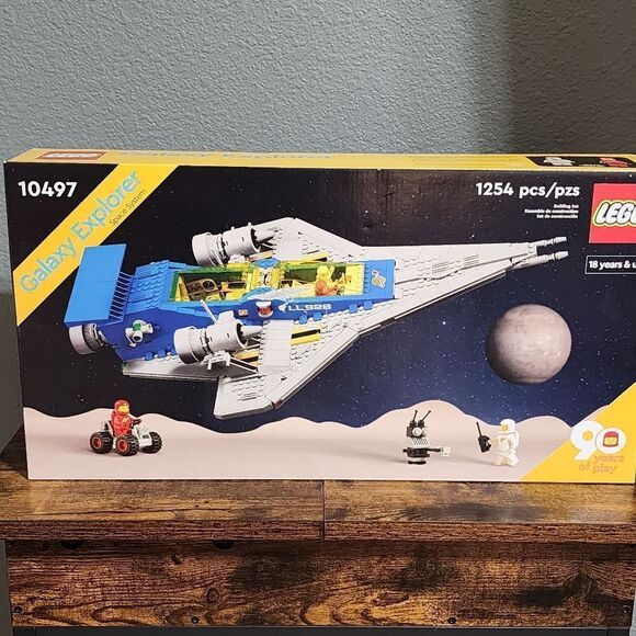 LEGO Galaxy Explorer Set - Picture 1 of 13